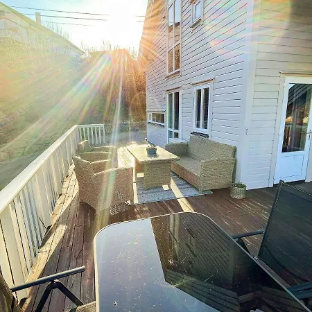 4 Star Holiday Home In Auklandshamn Дом отдыха *